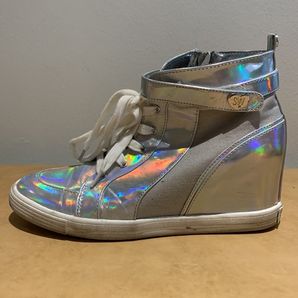 Stuart Weizmann silver metallic with grey heeled snickers size 37 Euro EUC - Picture 2 of 7